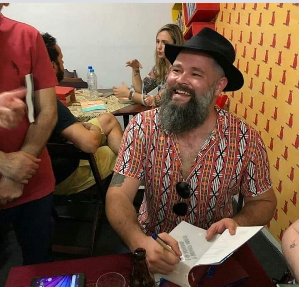 THIAGO MEDEIROS – 5 poemas