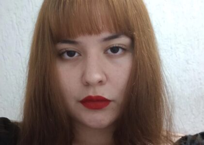 YASMIN BORGES – 4 poemas