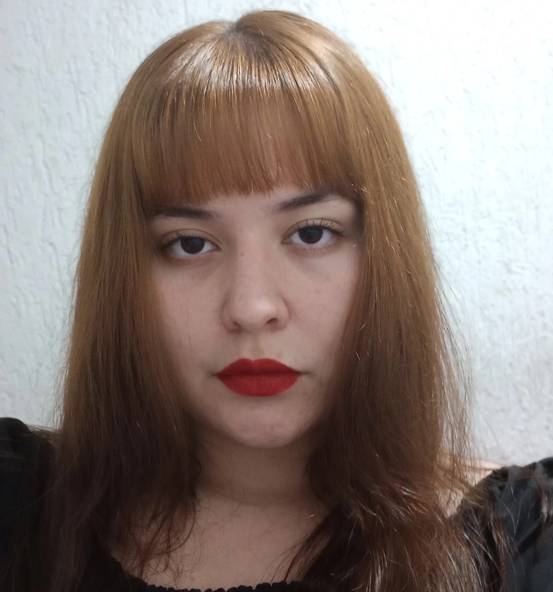 YASMIN BORGES – 4 poemas