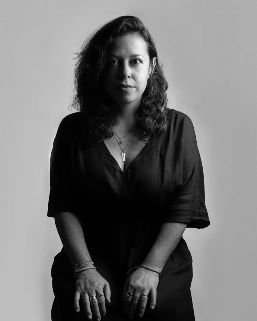 Navalhar é preciso: uma entrevista com MARCELA FASSY