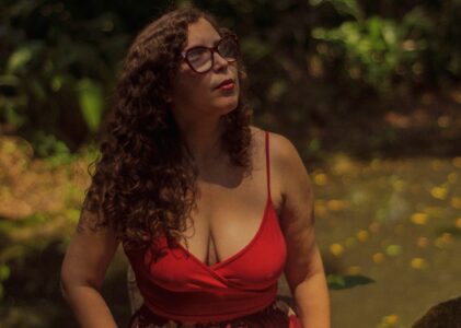 MILENA MARTINS MOURA – 7 poemas