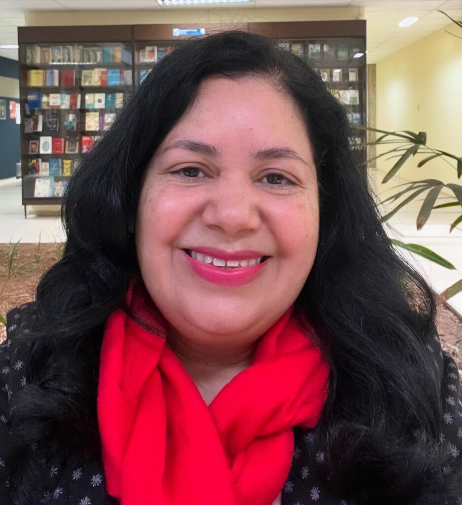 Enedina Arashiro