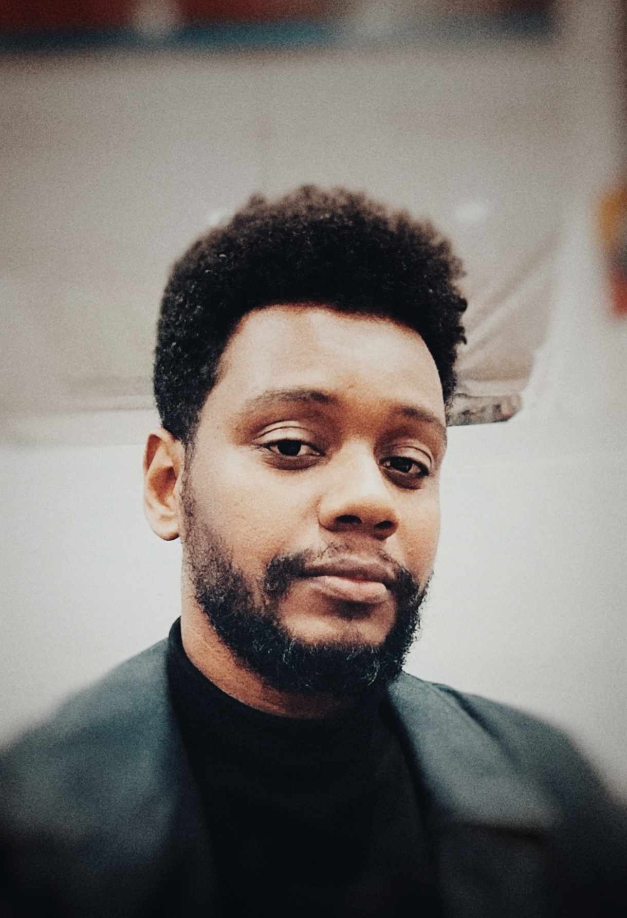 GUSTAVO MOURA – Sete horas e oito minutos [conto]