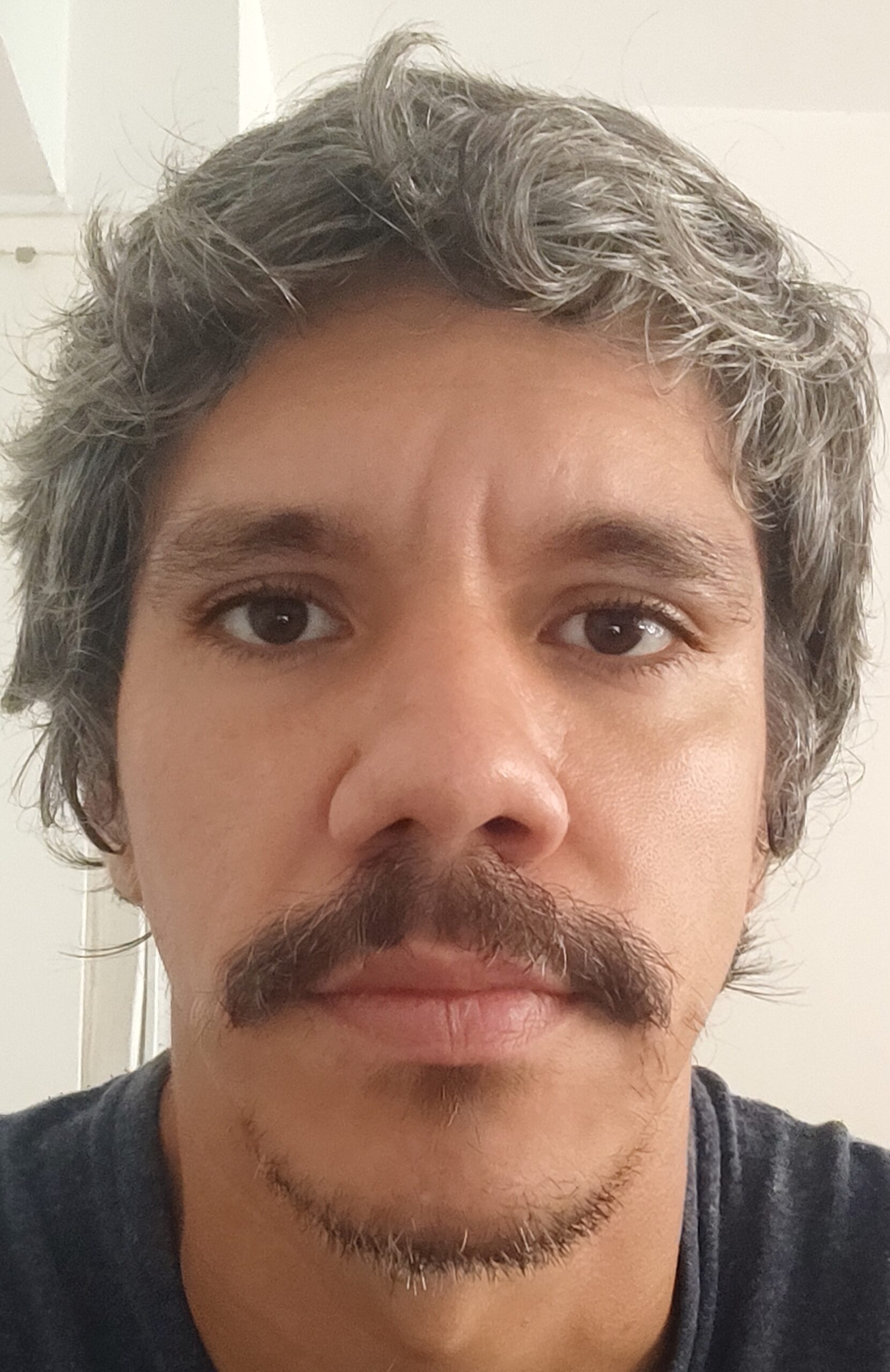 FABRÍCIO PINHEIRO – Barbearia Arapixuna [conto]