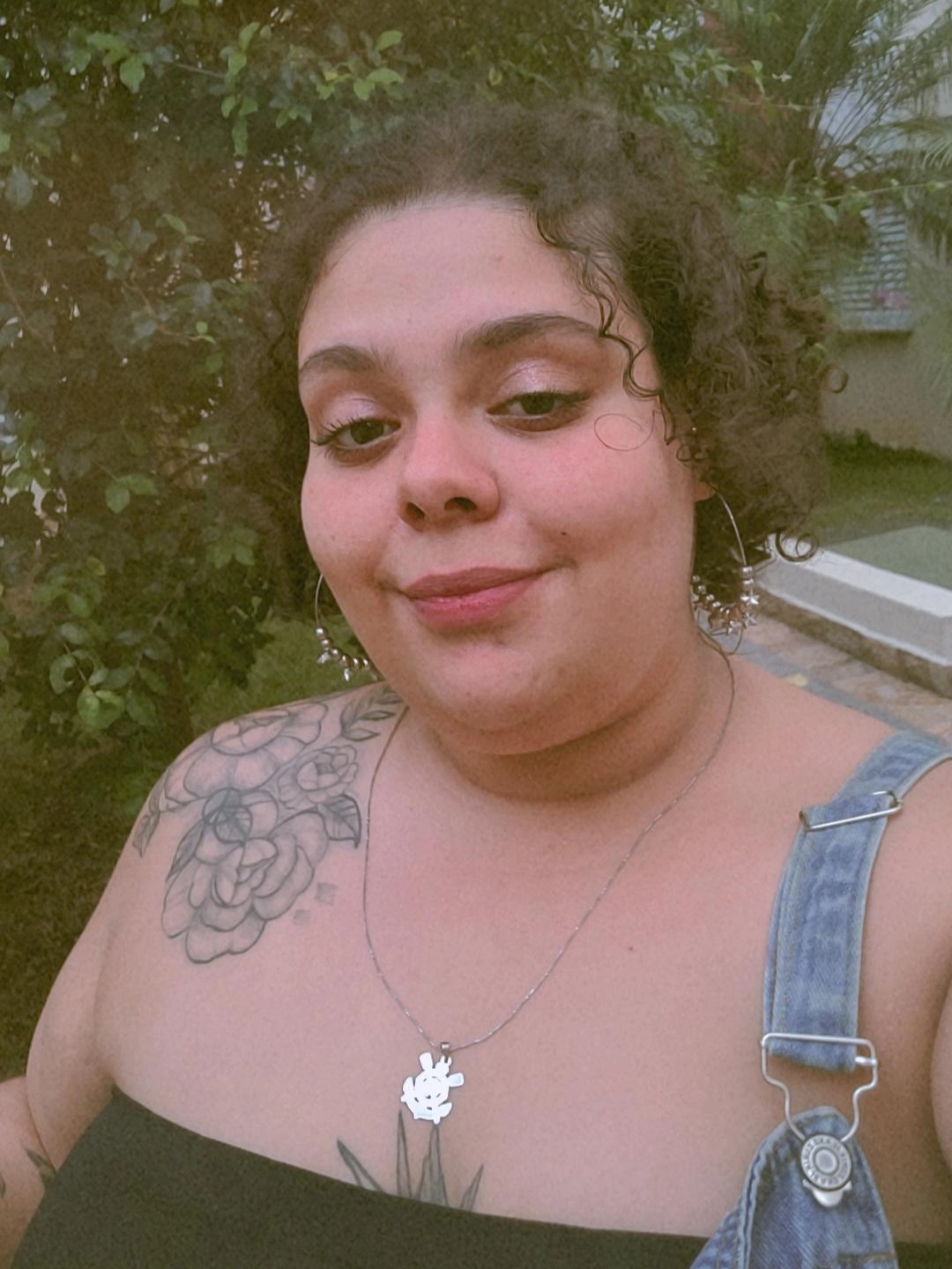 CAROL COELHO – 5 poemas