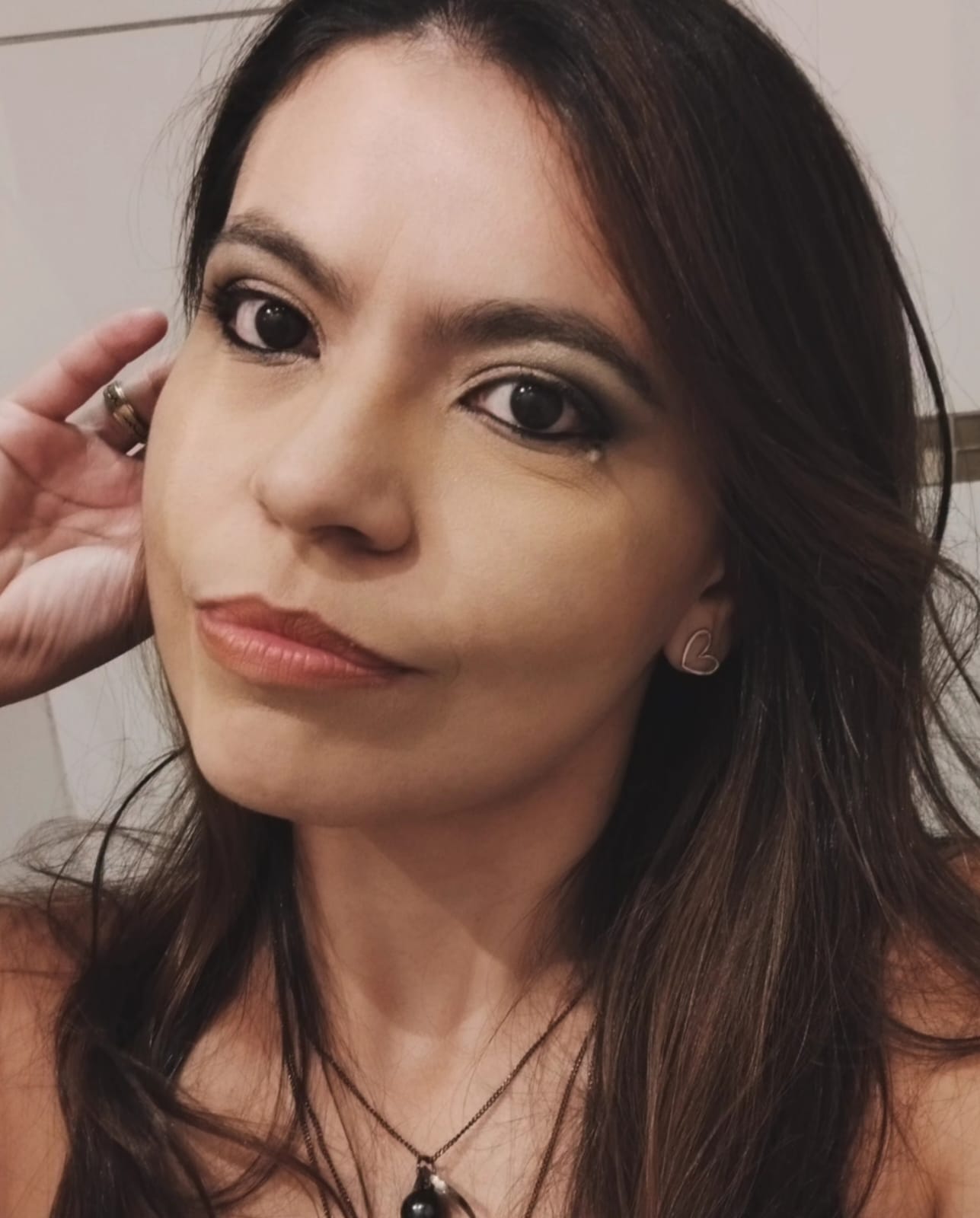 MICHELLE SN – Jantar à moderna [conto]