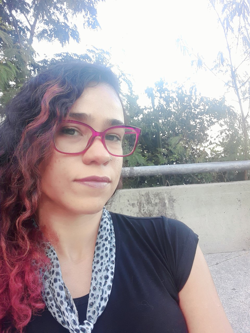 KÁTIA SURREAL – 3 poemas