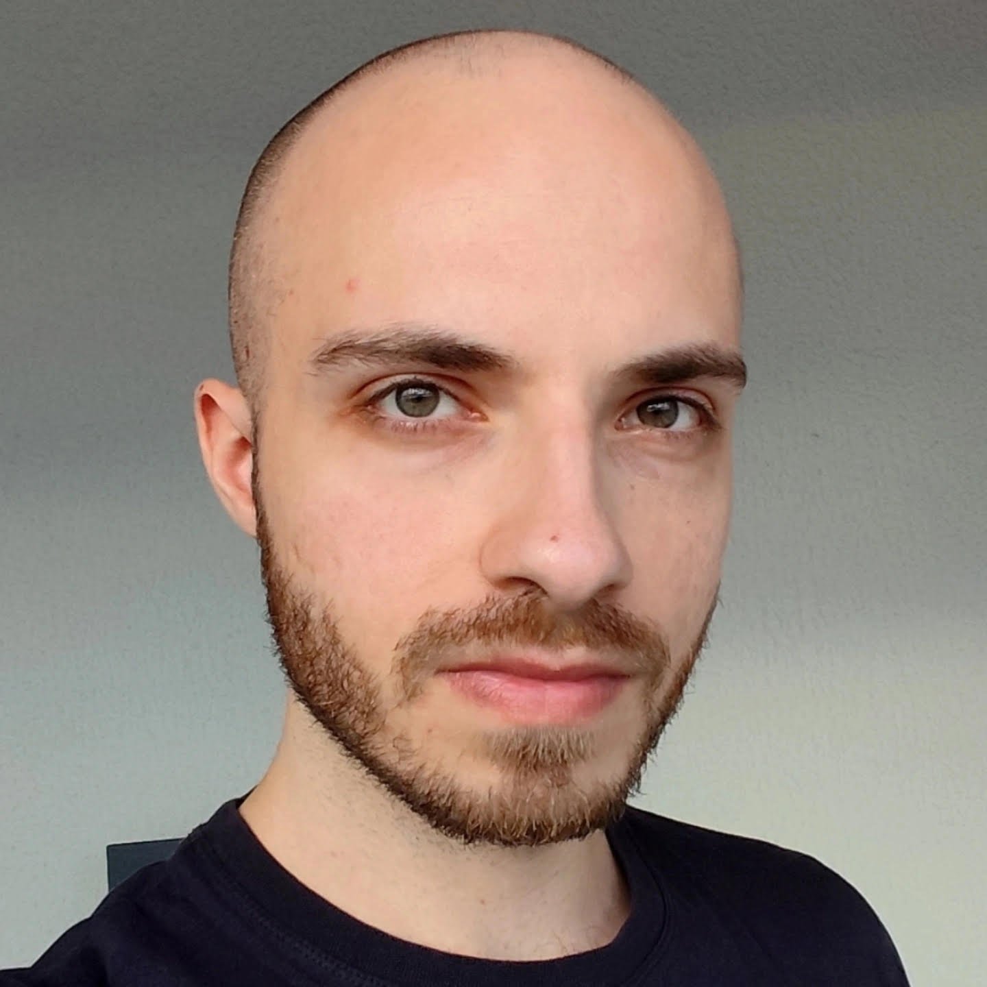 CAIO GIMENES VERÍSSIMO – Fábrica de românticos [conto]