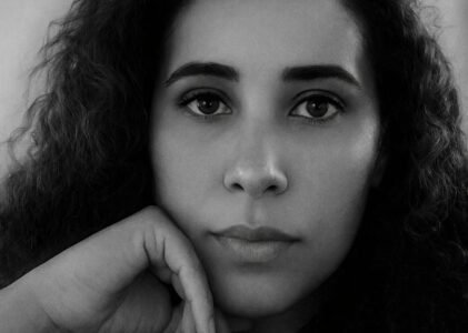 PAULA SOLEDADE – A morte não é útil [conto]