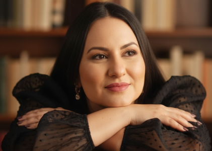 PRISCILA AQUINO – Aprendendo a voar [conto]